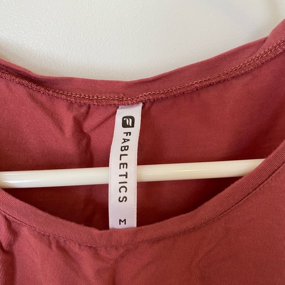 Mauve pink tie front Fabletics tank size M. - Picture 2 of 3